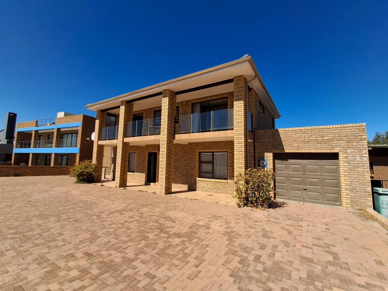4 Bedroom Property for Sale in Britannia Bay Western Cape